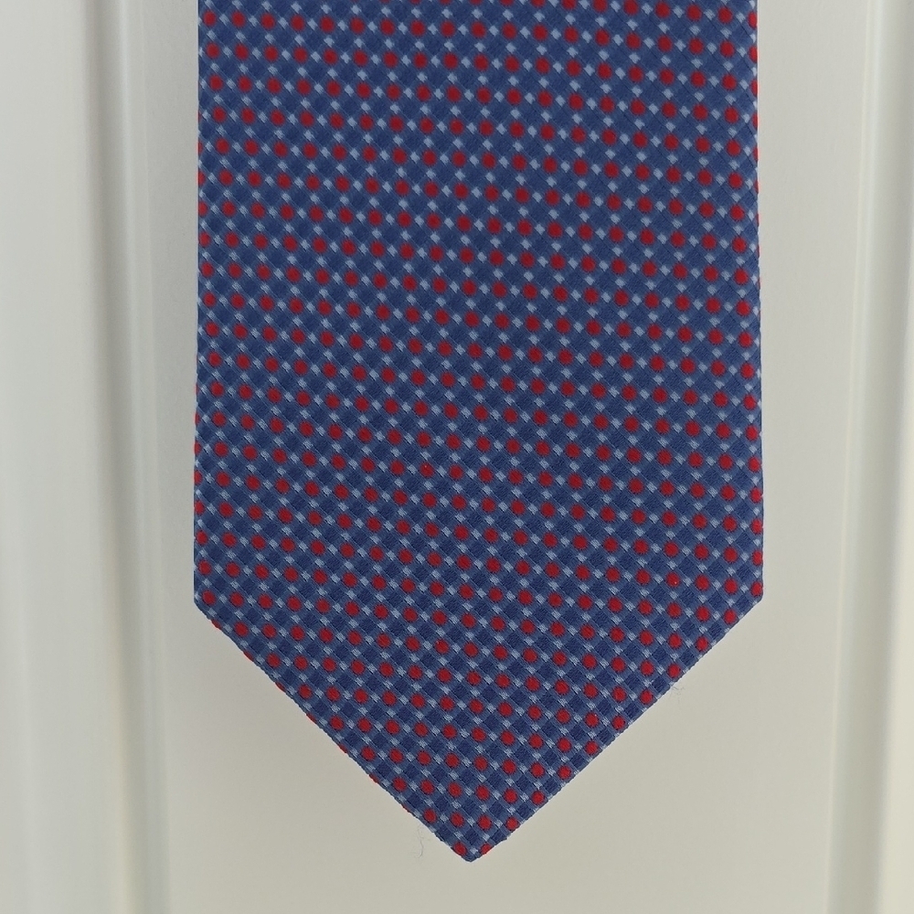 Nordstrom Blue & Red Mens Silk Tie.  3.50" x 58"
